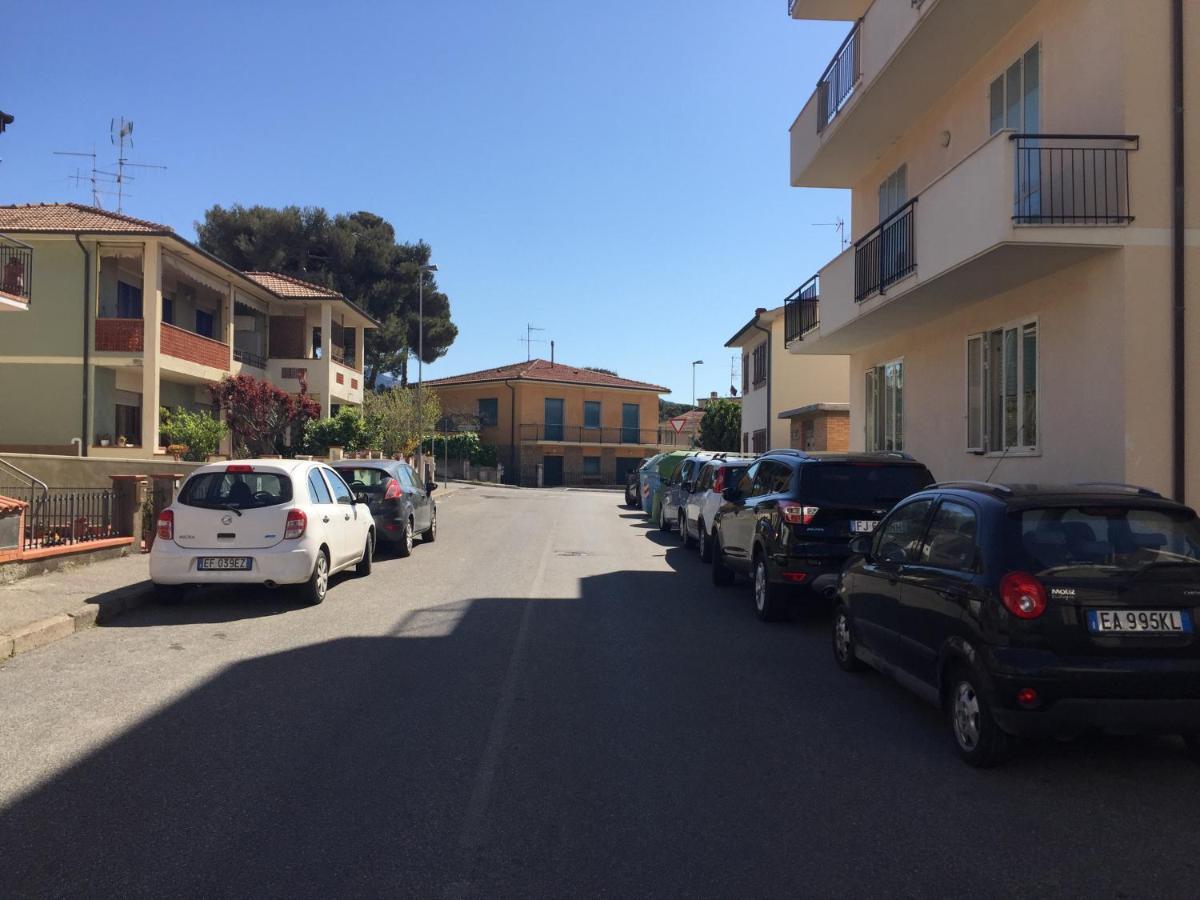 La Petite Maison San Vincenzo Exterior photo